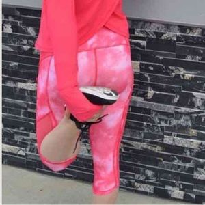 New lululemon mesh crops